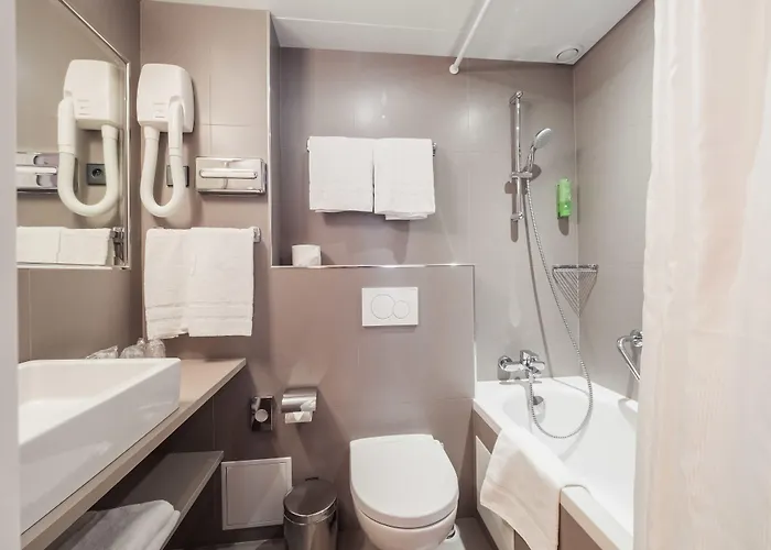 ニュー オリエント ホテル パリ