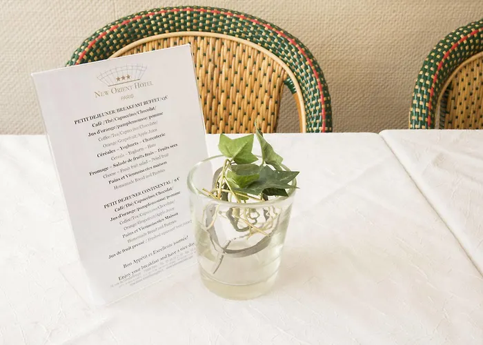 ニュー オリエント パリ