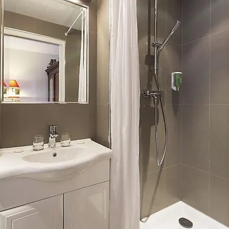 New Orient Hotel