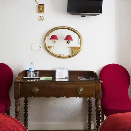 New Orient 3* Paris